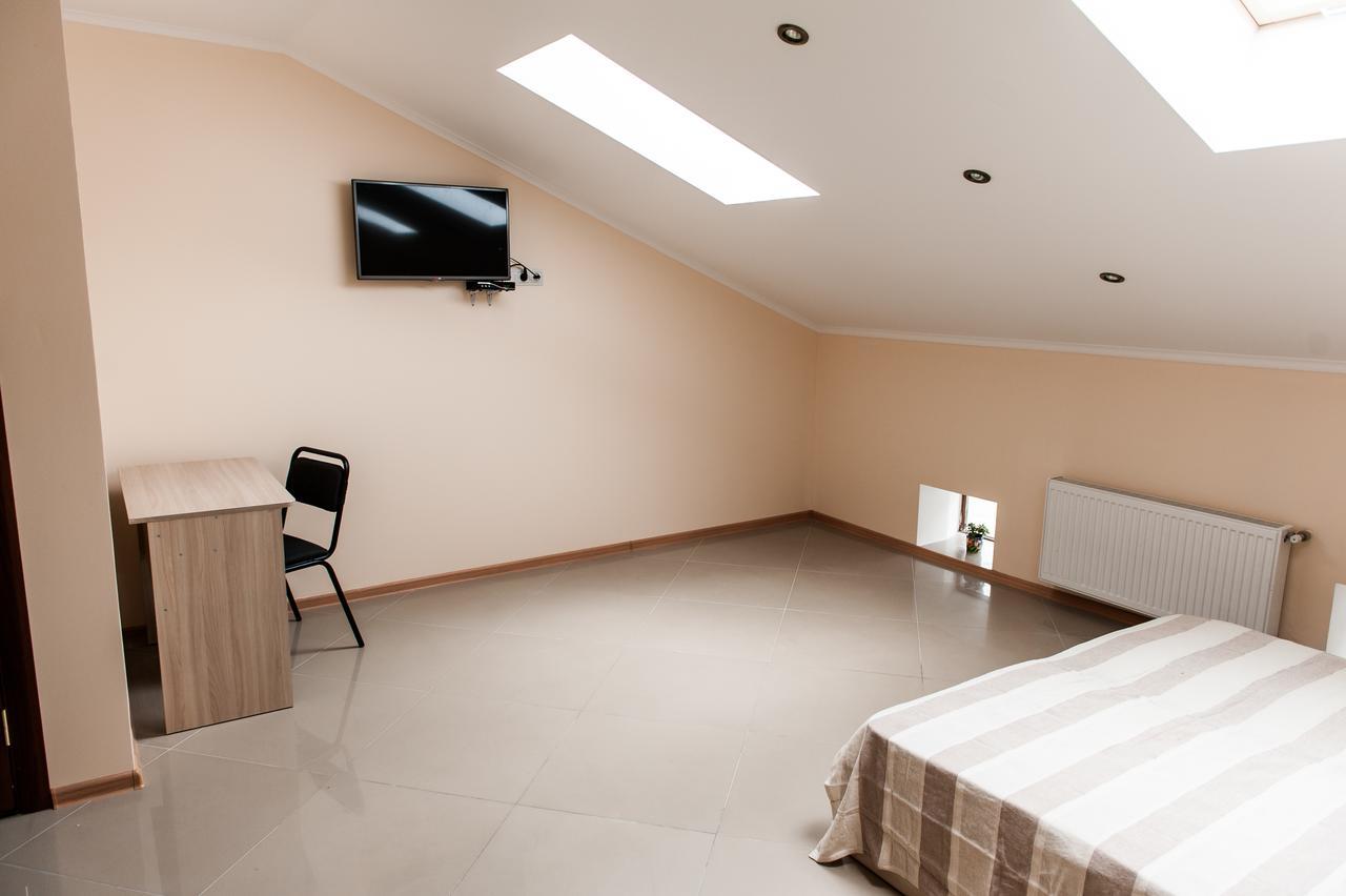 Minihotel Freedom إلفيف المظهر الخارجي الصورة